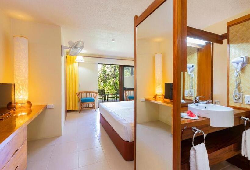 جناح عائلي, The Rarotongan Beach Resort & Lagoonarium