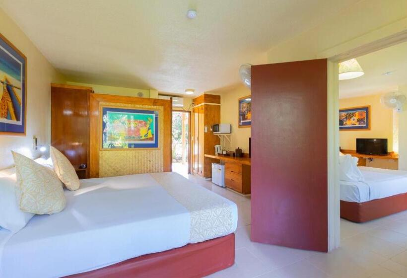 جناح عائلي, The Rarotongan Beach Resort & Lagoonarium