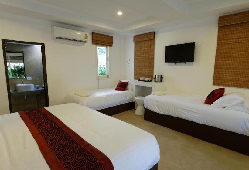 패밀리 방갈로, The White Cottage