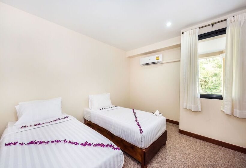 סוויטה משפחתית, The Windmill Phuket