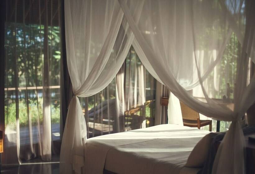 デラックススイートリバービュー, Reddoor Bali