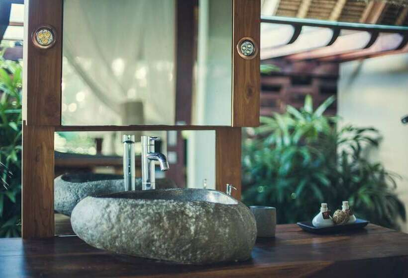 デラックススイートリバービュー, Reddoor Bali