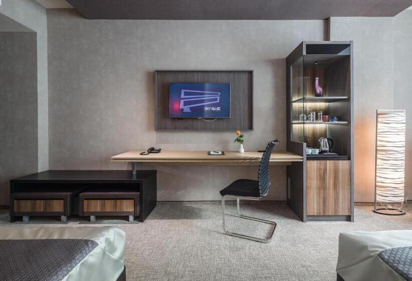 Номер Executive, Sky Blue Hotel & Spa