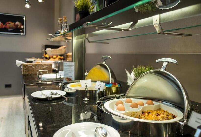 Номер Deluxe Кровать Кинг, Sky Blue Hotel & Spa