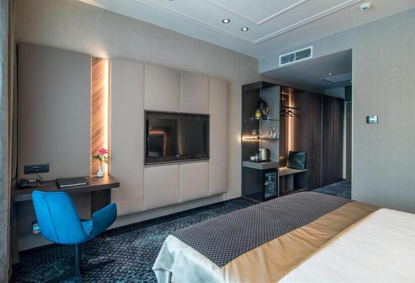 Номер Deluxe Кровать Кинг, Sky Blue Hotel & Spa