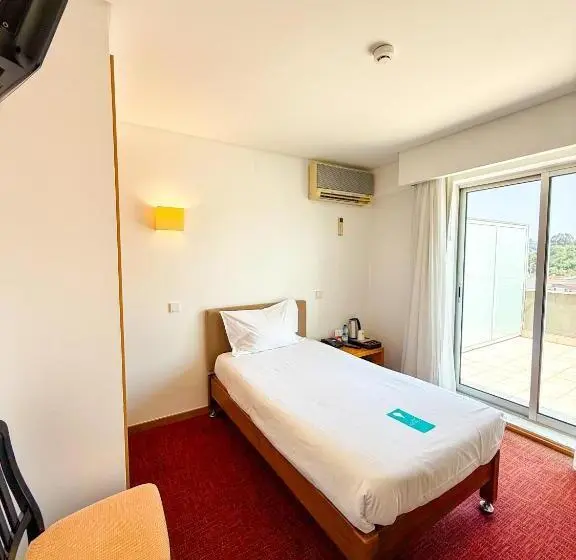 اتاق اکونومی یک تخته, Stay Hotel Leiria Centro