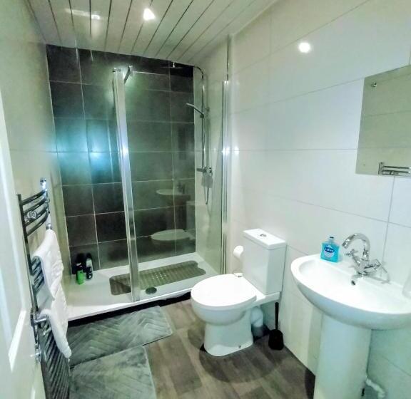 Семейный Номер, The Custom House Hotel