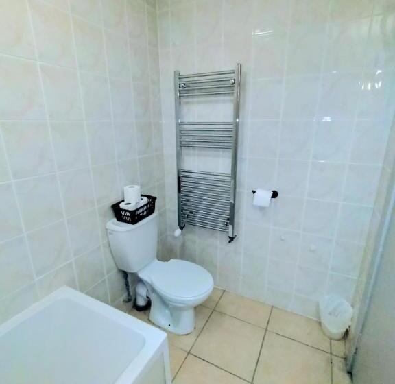 Семейный Номер, The Custom House Hotel