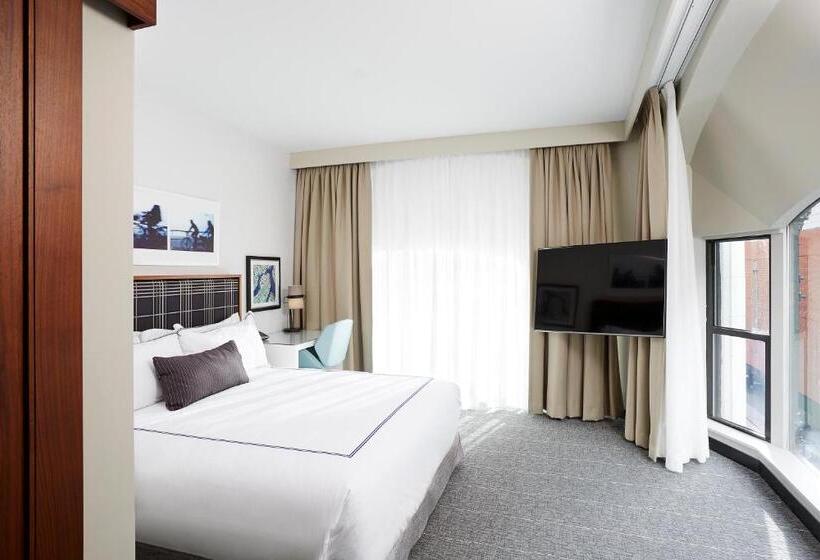 Номер Executive, The Godfrey Hotel Boston