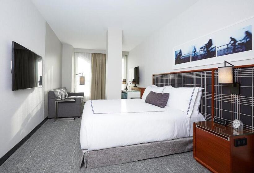 스탠다드 스튜디오 킹침대, The Godfrey Hotel Boston