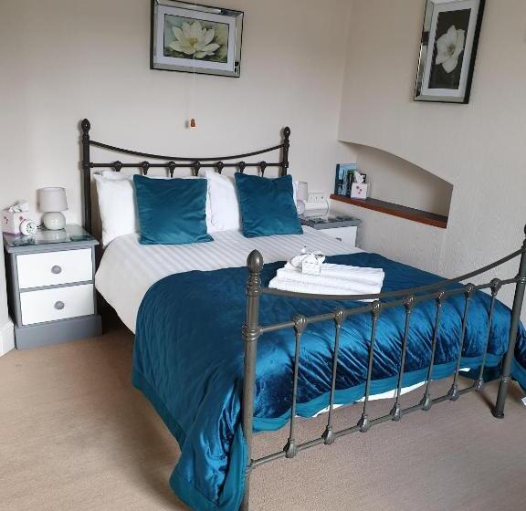 Номер Стандарт, Bronwye Guest House