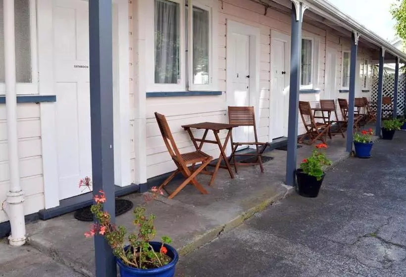 エコノミールーム, Braemar House B&b And Yha Hostel