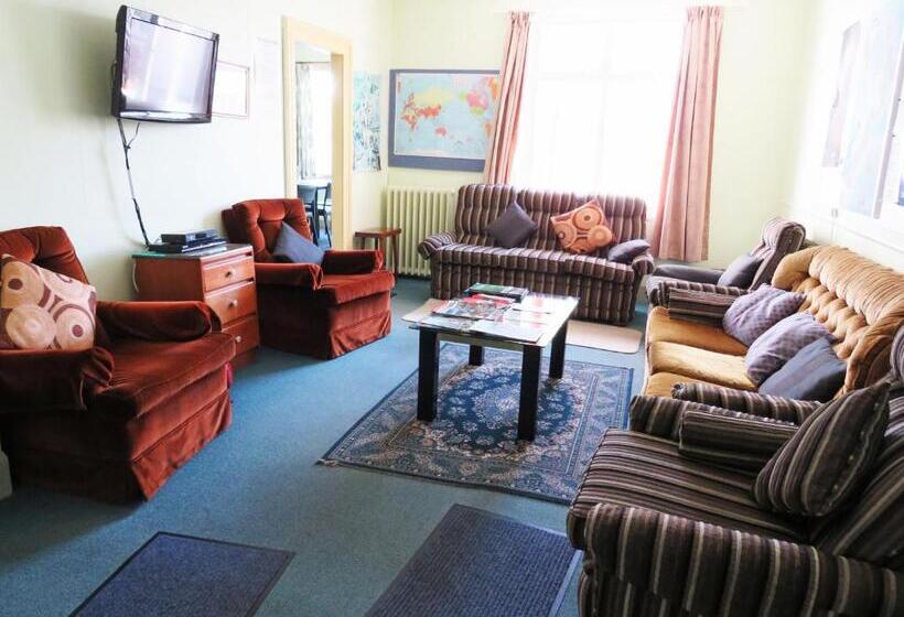 חדר משפחתי חדר אמבטיה משותף, Braemar House B&b And Yha Hostel