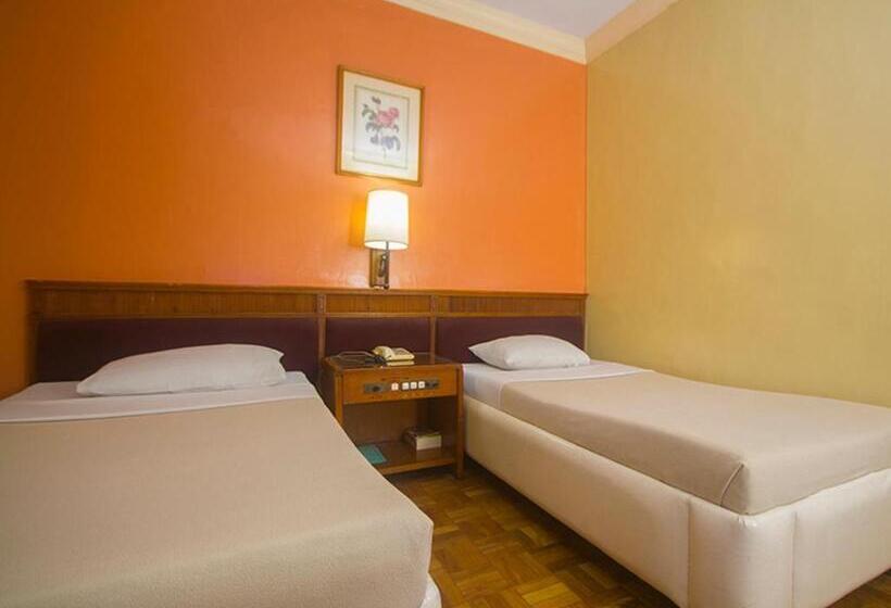 غرفة قياسية, Grand City Hotel Inc