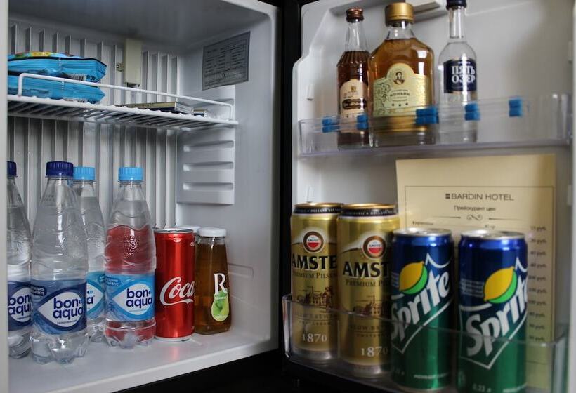 חדר סופריור, Bardin