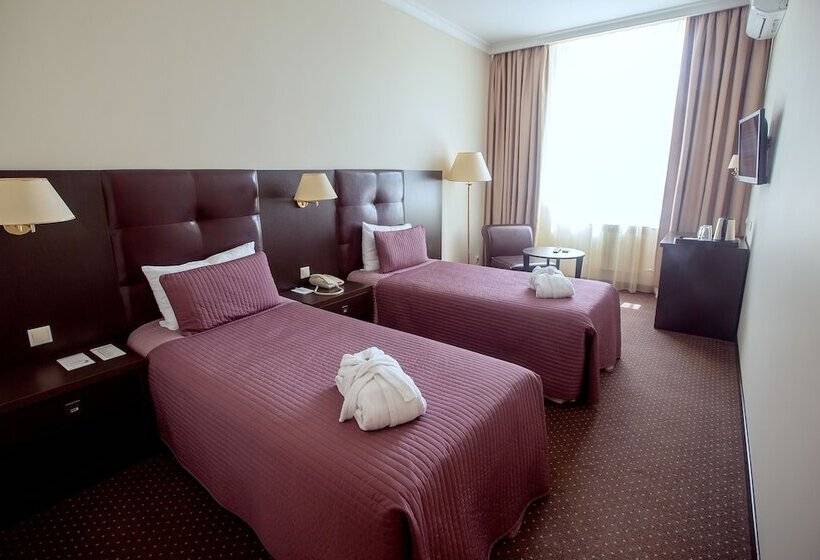 חדר סופריור, Bardin