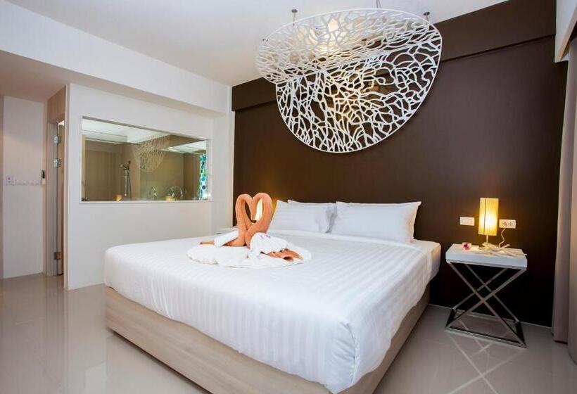 オーシャンビューデラックスルーム, Coral Inn