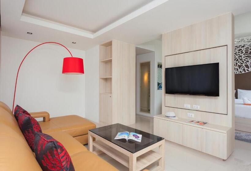 ジュニアスイート, Coral Inn