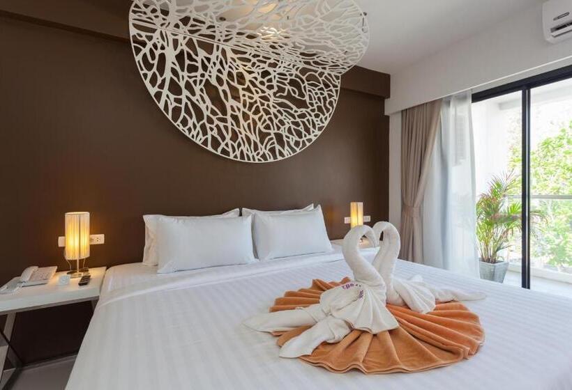 オーシャンビューデラックスルーム, Coral Inn