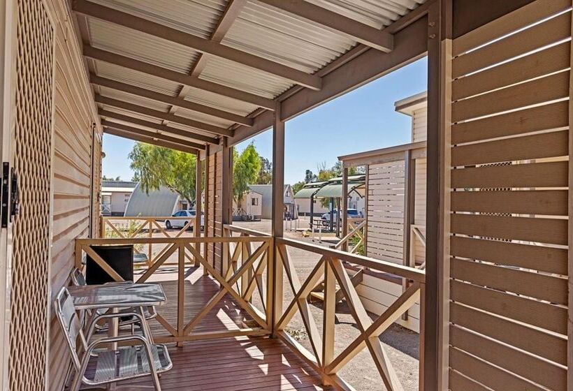 استودیوی سوپریور, Discovery Parks  Kalgoorlie Goldfields