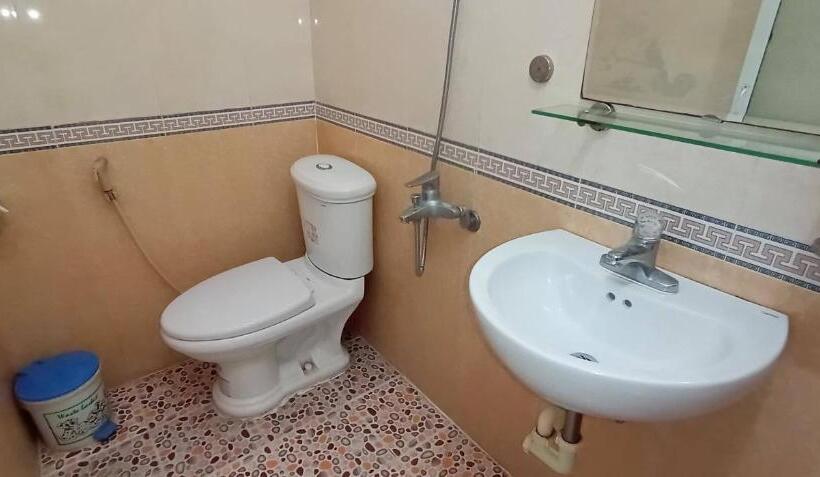 اتاق استاندارد چهار تخته, Family Transit