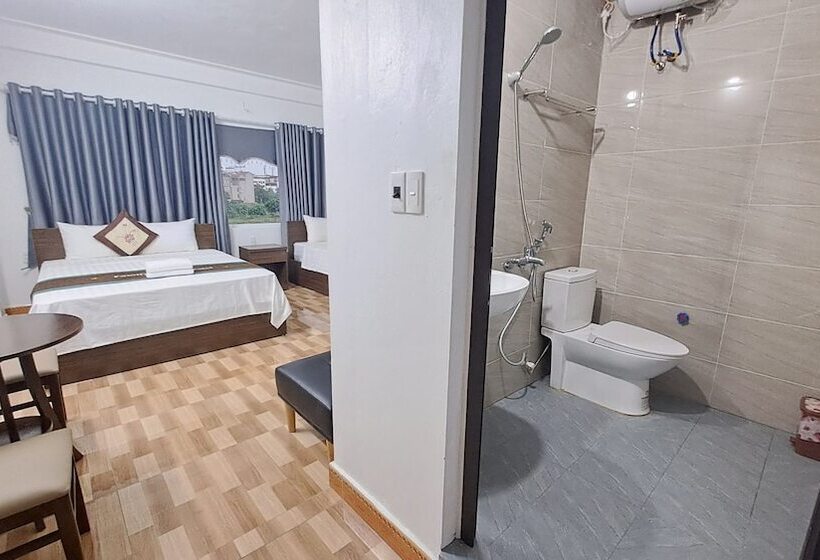 اتاق استاندارد, Family Transit