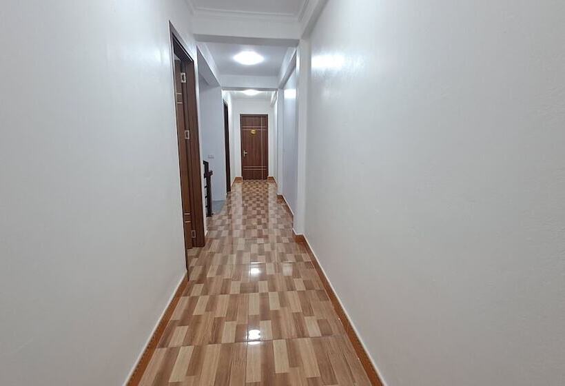 اتاق استاندارد, Family Transit