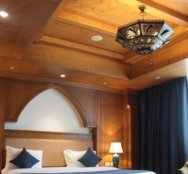 سوییت خانوادگی, Helnan Landmark