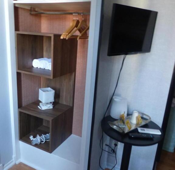 패밀리 룸, Le Rochegude