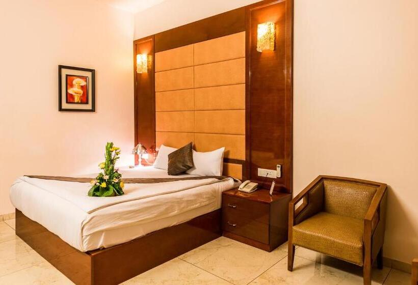 اتاق سوپریور با تخت بزرگ, Novotel Lubumbashi