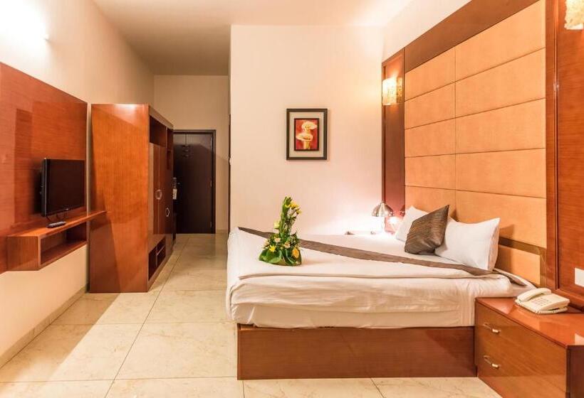 اتاق سوپریور با تخت بزرگ, Novotel Lubumbashi