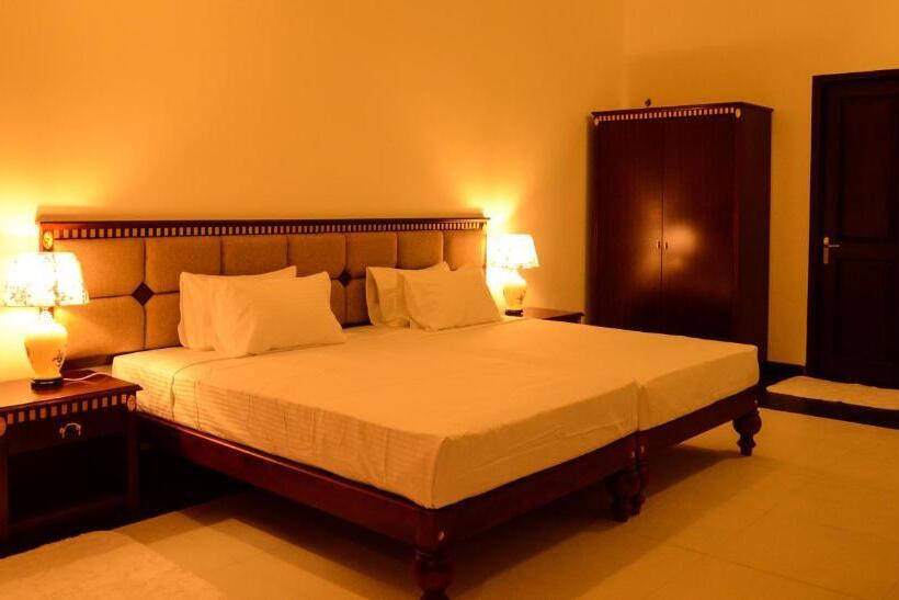 デラックスルーム, Marina Beach Passikudah