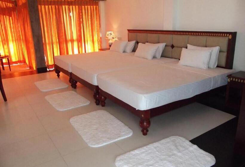 デラックスルーム, Marina Beach Passikudah