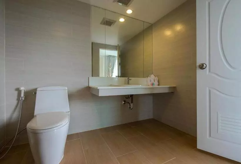 سوییت جونیور, Prachuap Grand