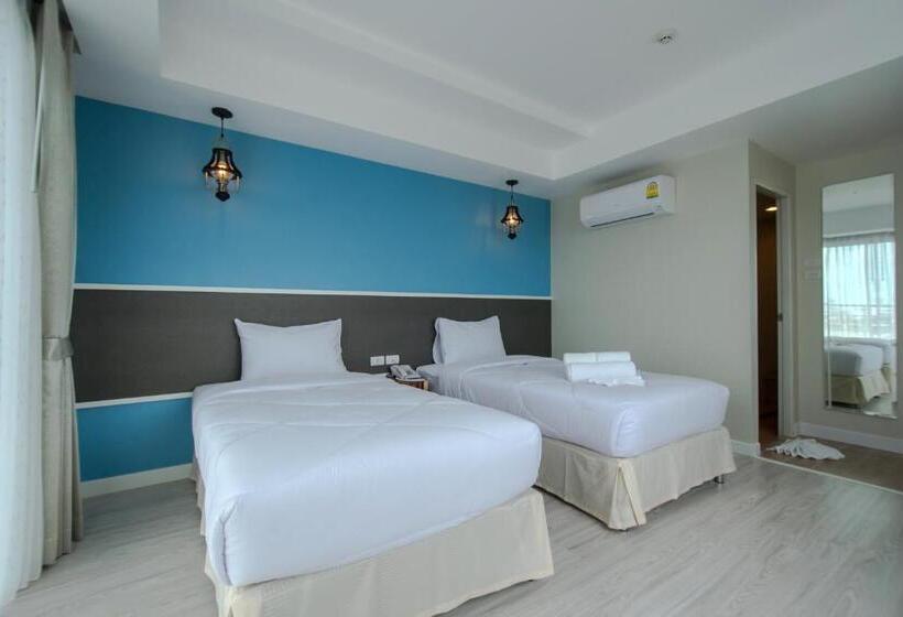 주니어 스위트, Prachuap Grand