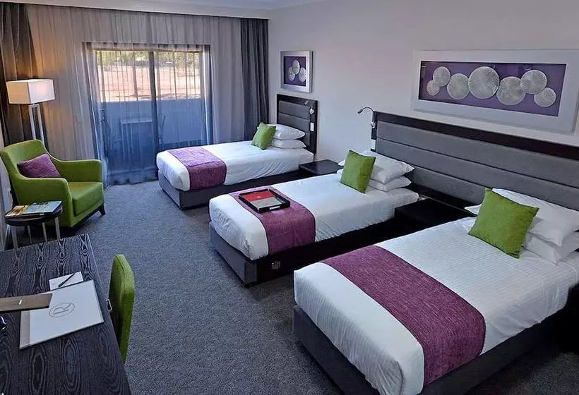 バルコニー付きスタンダードトリプルルーム, Rydges Palmerston  Darwin