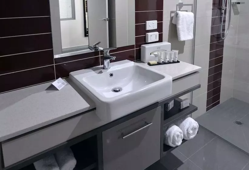 バルコニー付きスタンダードトリプルルーム, Rydges Palmerston  Darwin