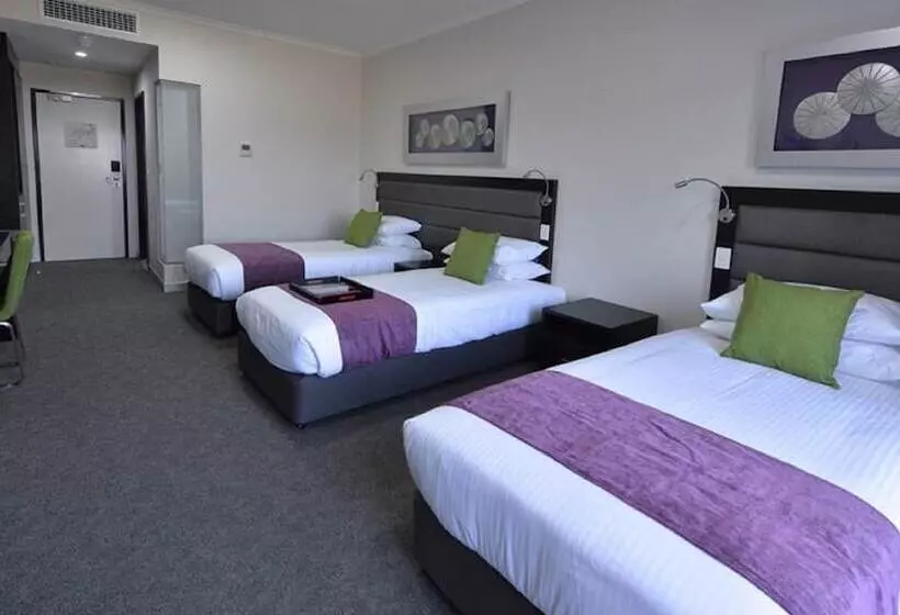 バルコニー付きスタンダードトリプルルーム, Rydges Palmerston  Darwin
