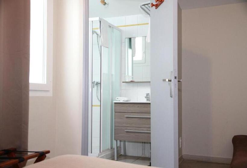 غرفة إقتصادية, Saint Germain