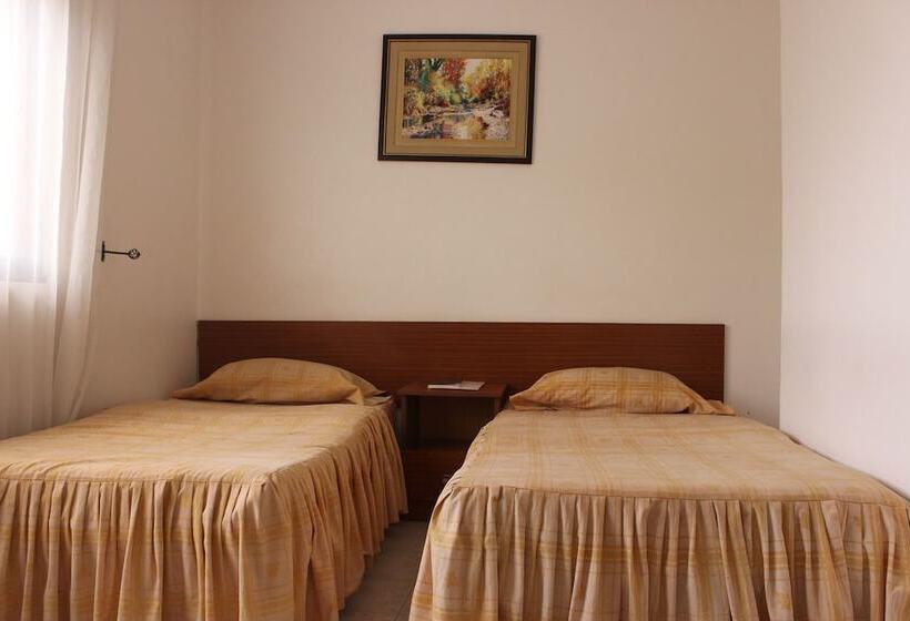 اتاق استاندارد, Sky Hotel International