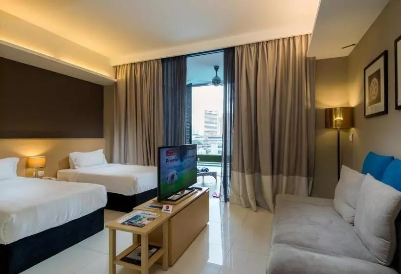 مجموعه ویستا شهر, The Pines Melaka