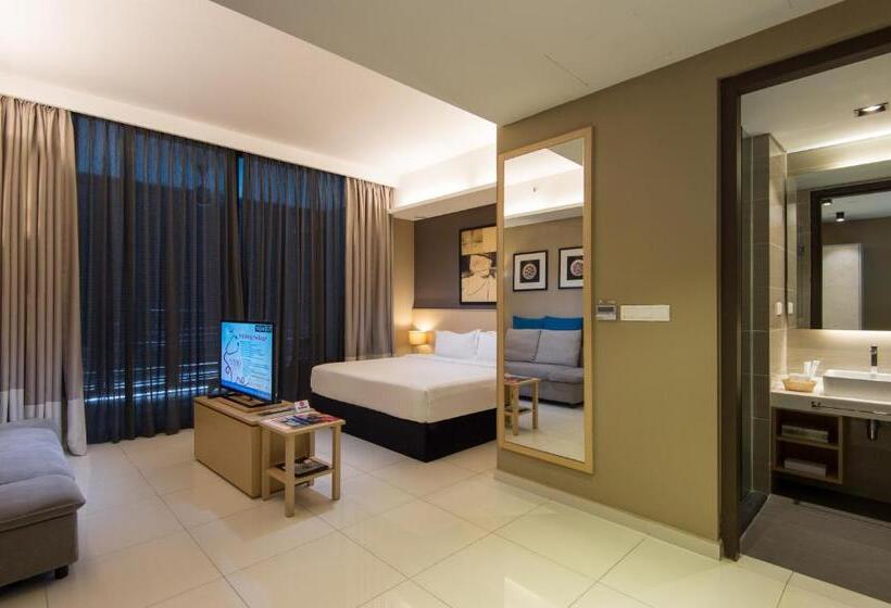 带大床的小型套房, The Pines Melaka