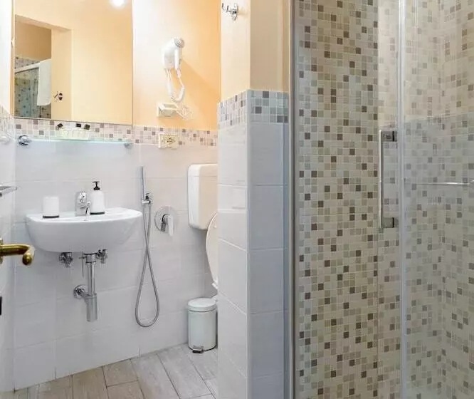اتاق استاندارد سه نفره, Guest House Bel Duomo