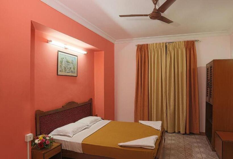 标准间, Miramar Residency