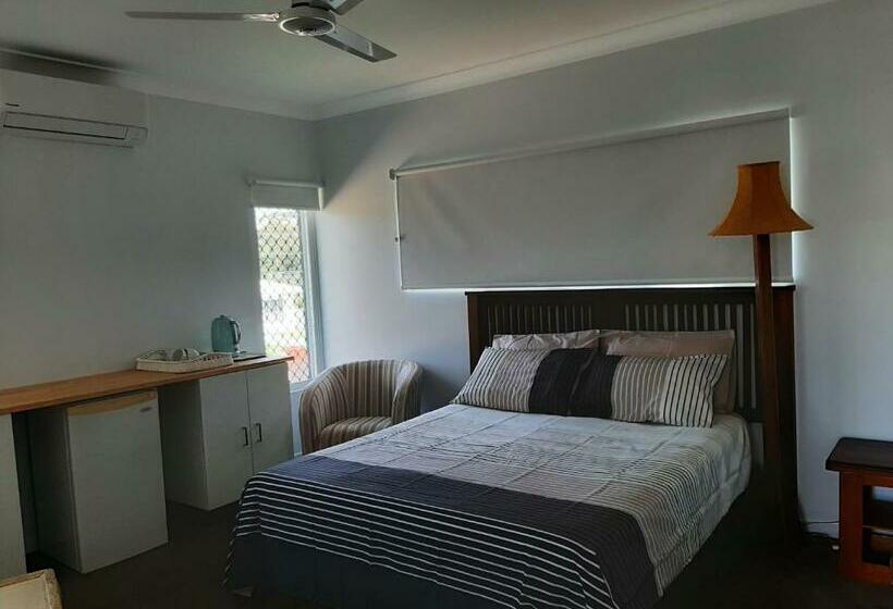 غرفة قياسية, Room In Guest Room   Cozy Room With Separate Entrance And Ensuit Bathroom