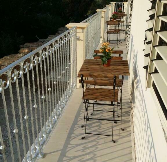 Номер Стандарт Трехместный, Le Castella B&b