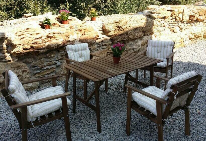 Номер Стандарт Трехместный, Le Castella B&b