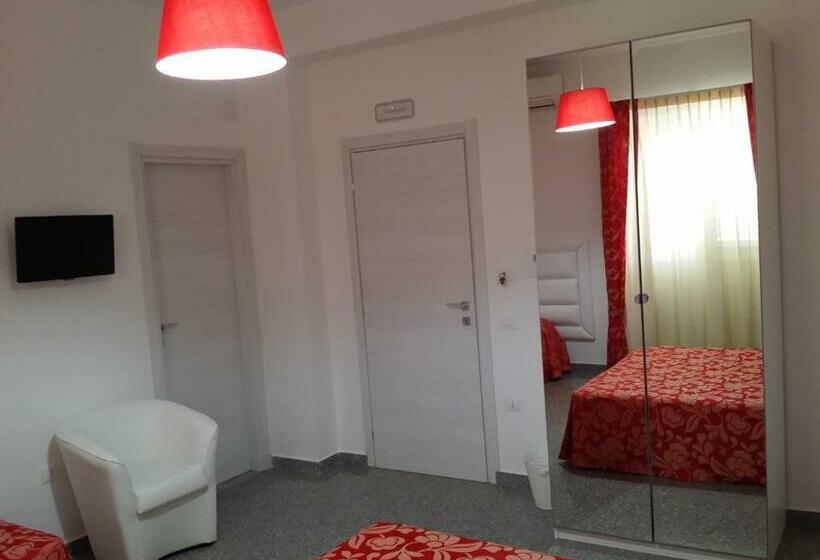 Номер Стандарт Трехместный, Le Castella B&b