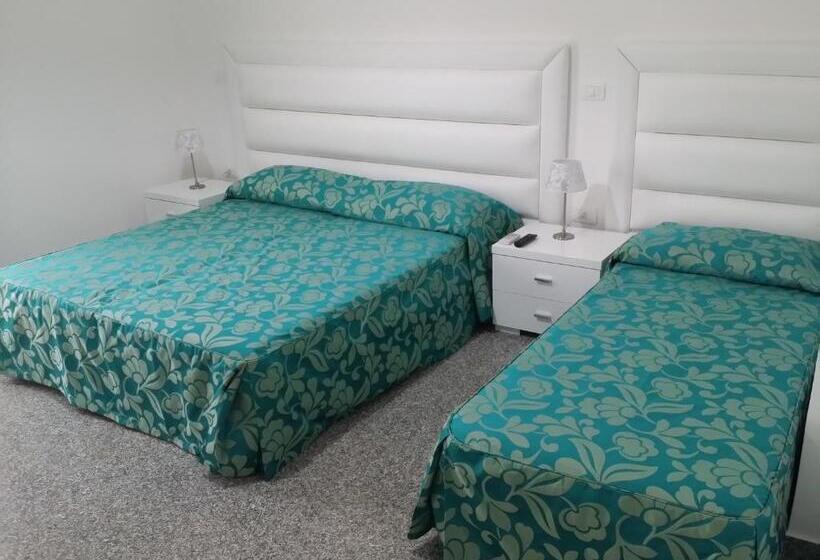 Семейный Номер Deluxe, Le Castella B&b