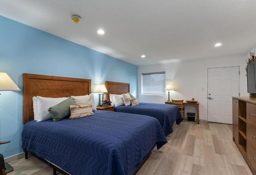 Номер Стандарт, Extended Stay Gun Barrel City